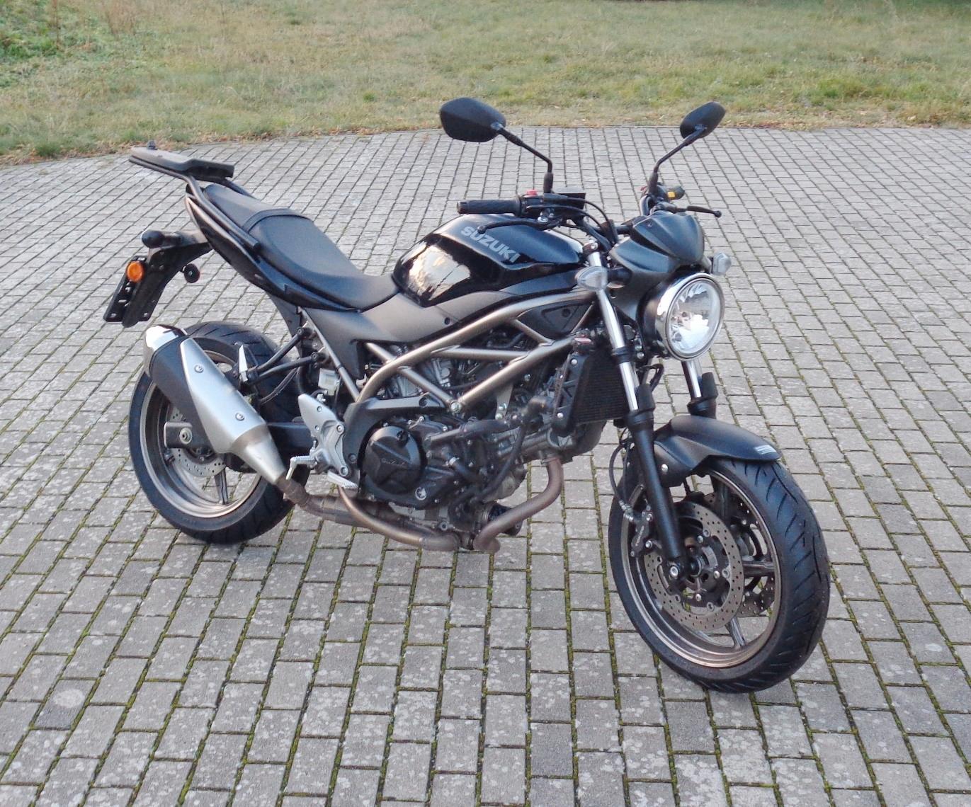 Suzuki SV 650 aus 1.Hand, Insp. + Reifen neu, Top-Case!