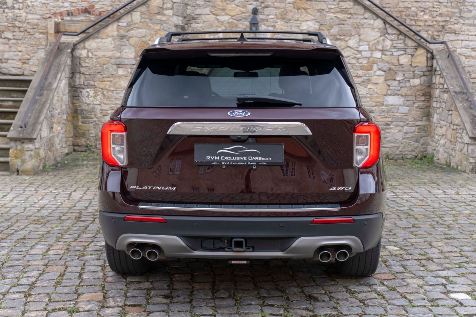 Fahrzeugabbildung Ford Explorer 3.0L Platinum PANO 360° B&O ACC AHK LED