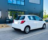 Toyota Yaris nur 43.500 km|Top Zustand|8-fach  - Toyota Yaris Gebrauchtwagen in Düsseldorf