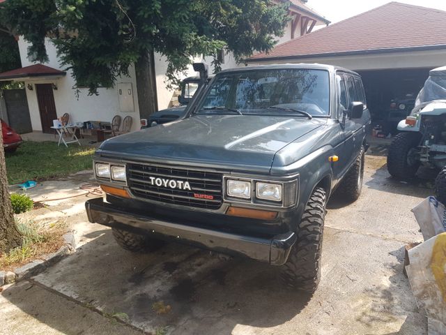 Toyota Land Cruiser HJ 61 LKW