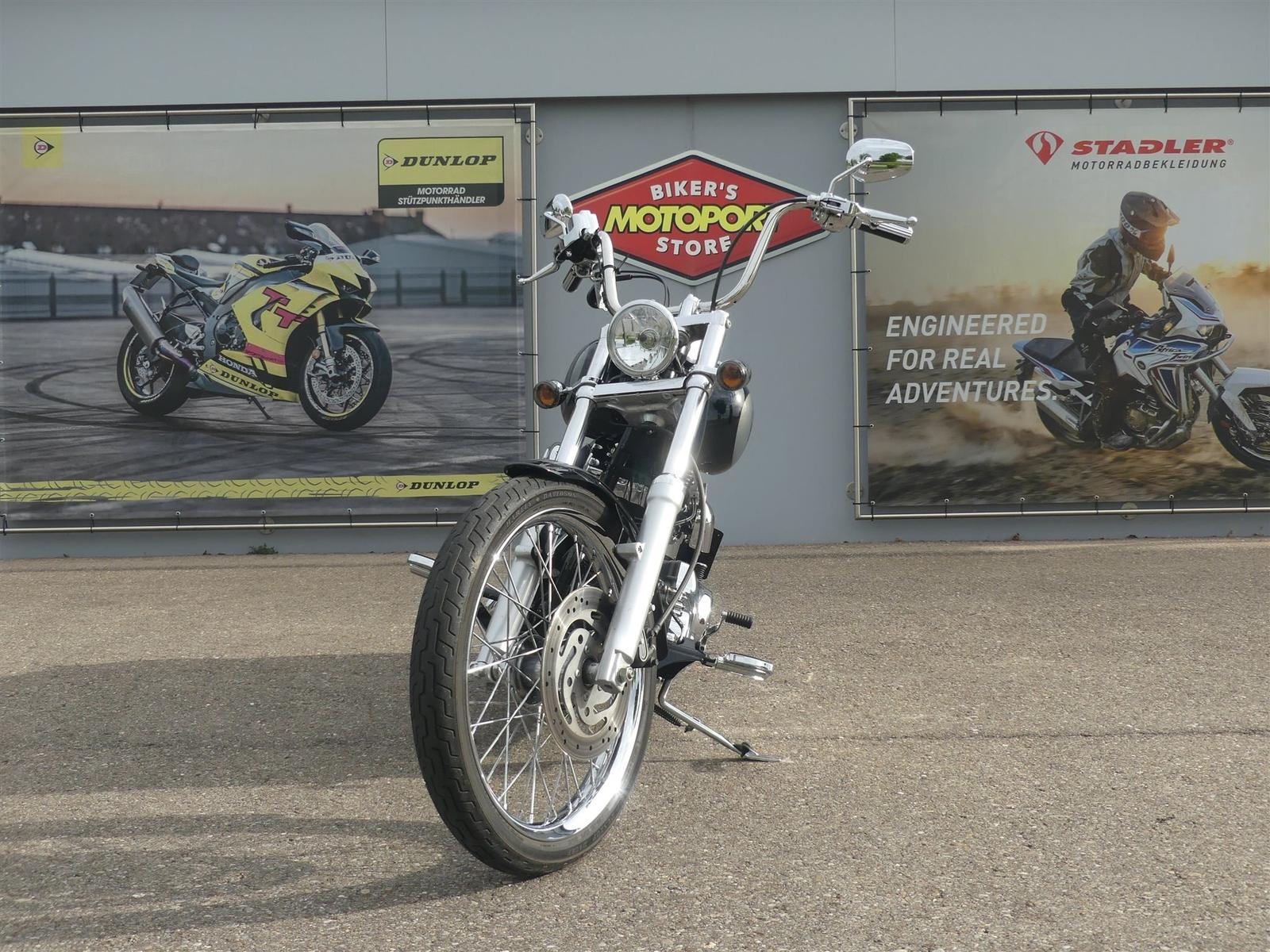 Harley-Davidson Softail Custom FXSTC Penzl