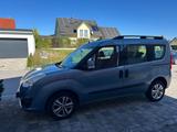 Opel Combo 1.4 Turbo 88kW(120PS) Edition Edition - blaue Opel Combo