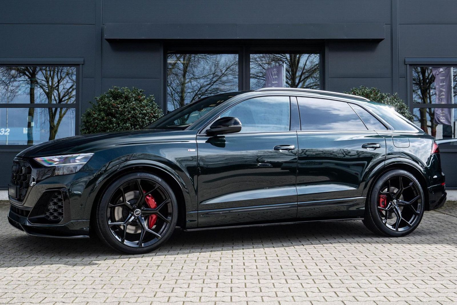 Audi Q8 60 TFSI e Competition 490pk, Carbon, Full-opt imagem 3