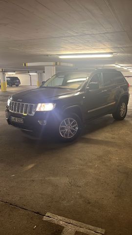 Jeep Grand cherokee sumit Overland