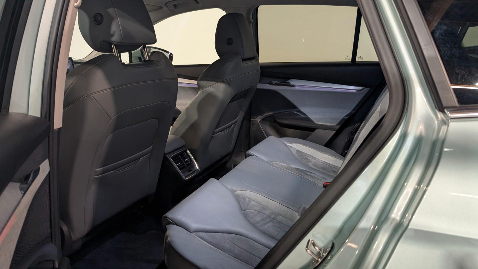 Skoda Enyaq 80 Lounge ACC*HUD*KAM*PANO*MEMO*W-PUMPE