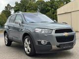 Chevrolet Captiva 2.2 D LTZ 4WD|7-Sitzer|Automatik|Leder| - Chevrolet Captiva Ltz mit Diesel-Antrieb