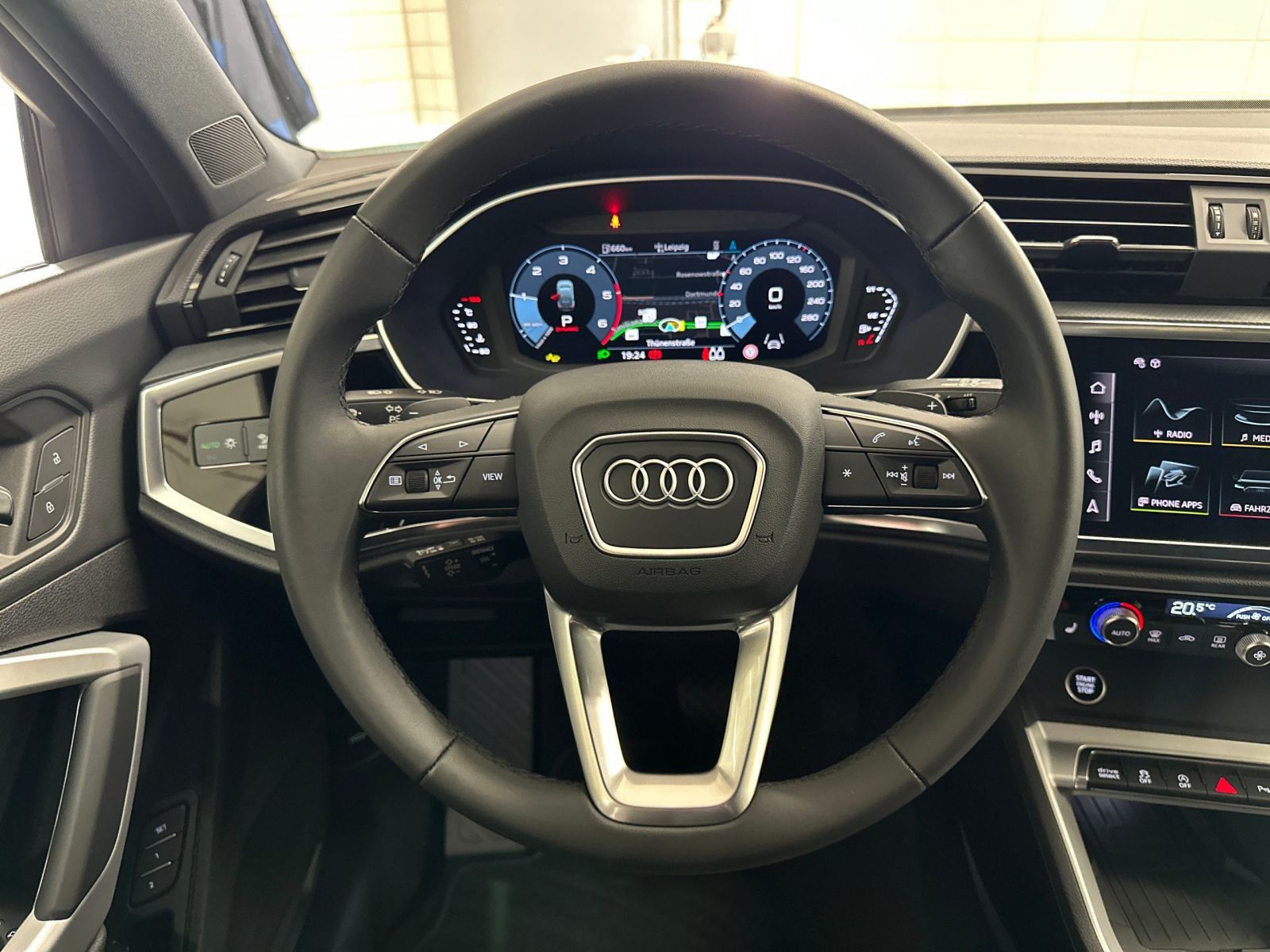 Audi Q3 - Bild 11