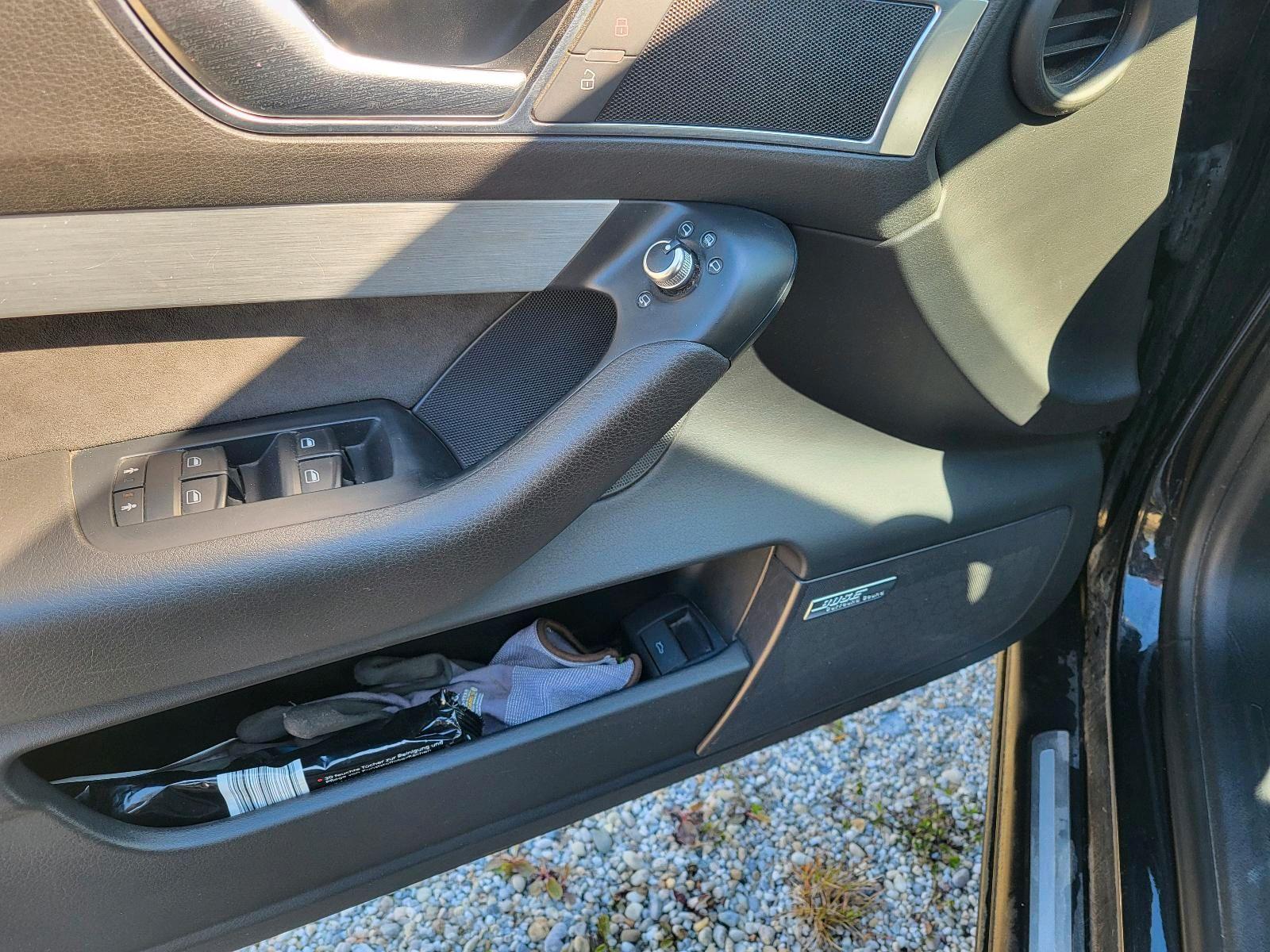Audi Quattro 2009 — photo 14