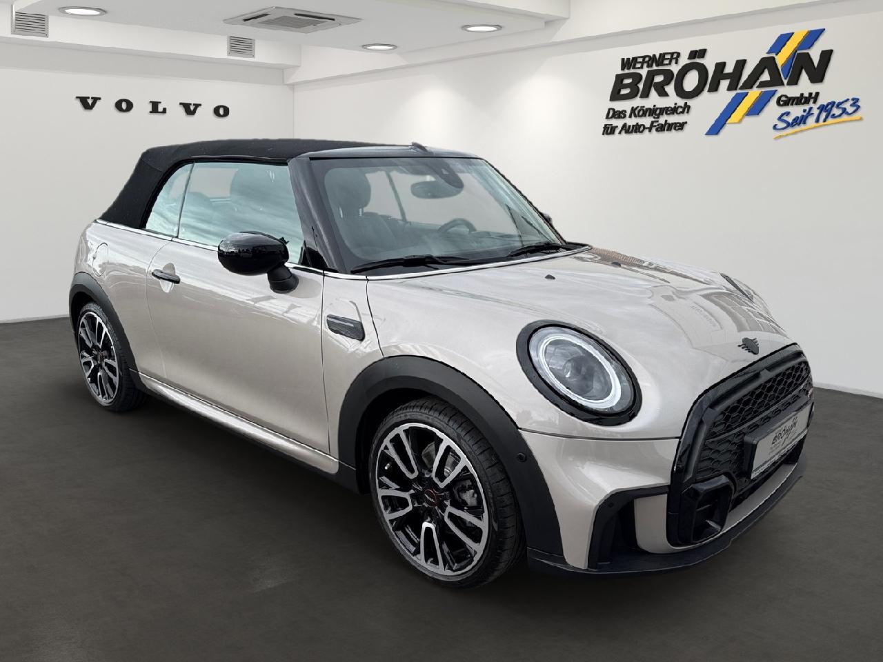 MINI Cabrio Cooper John Cooper Works Trim