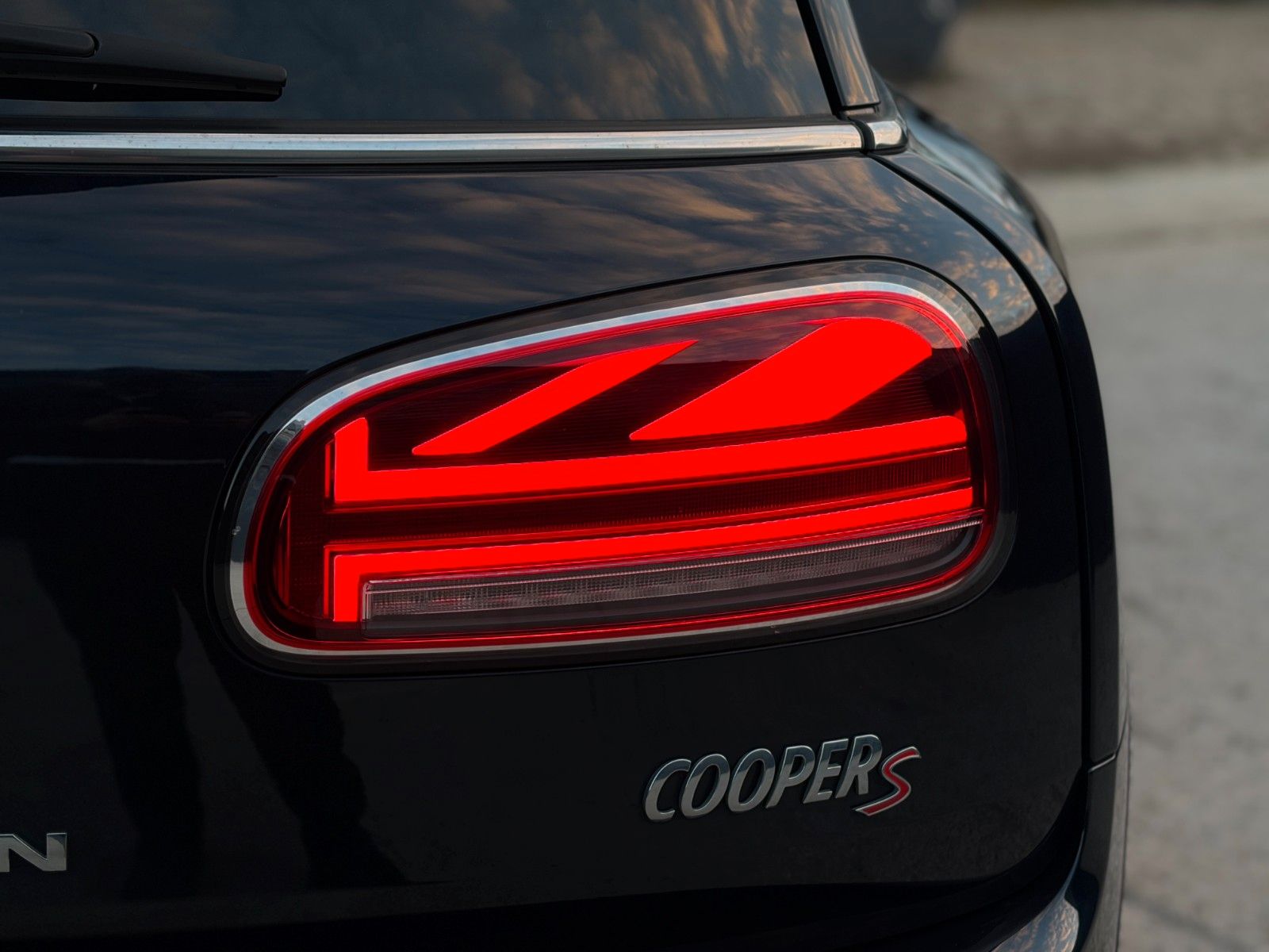 Fahrzeugabbildung MINI Cooper S Clubman Classic Leder Pano Komfort LHZ