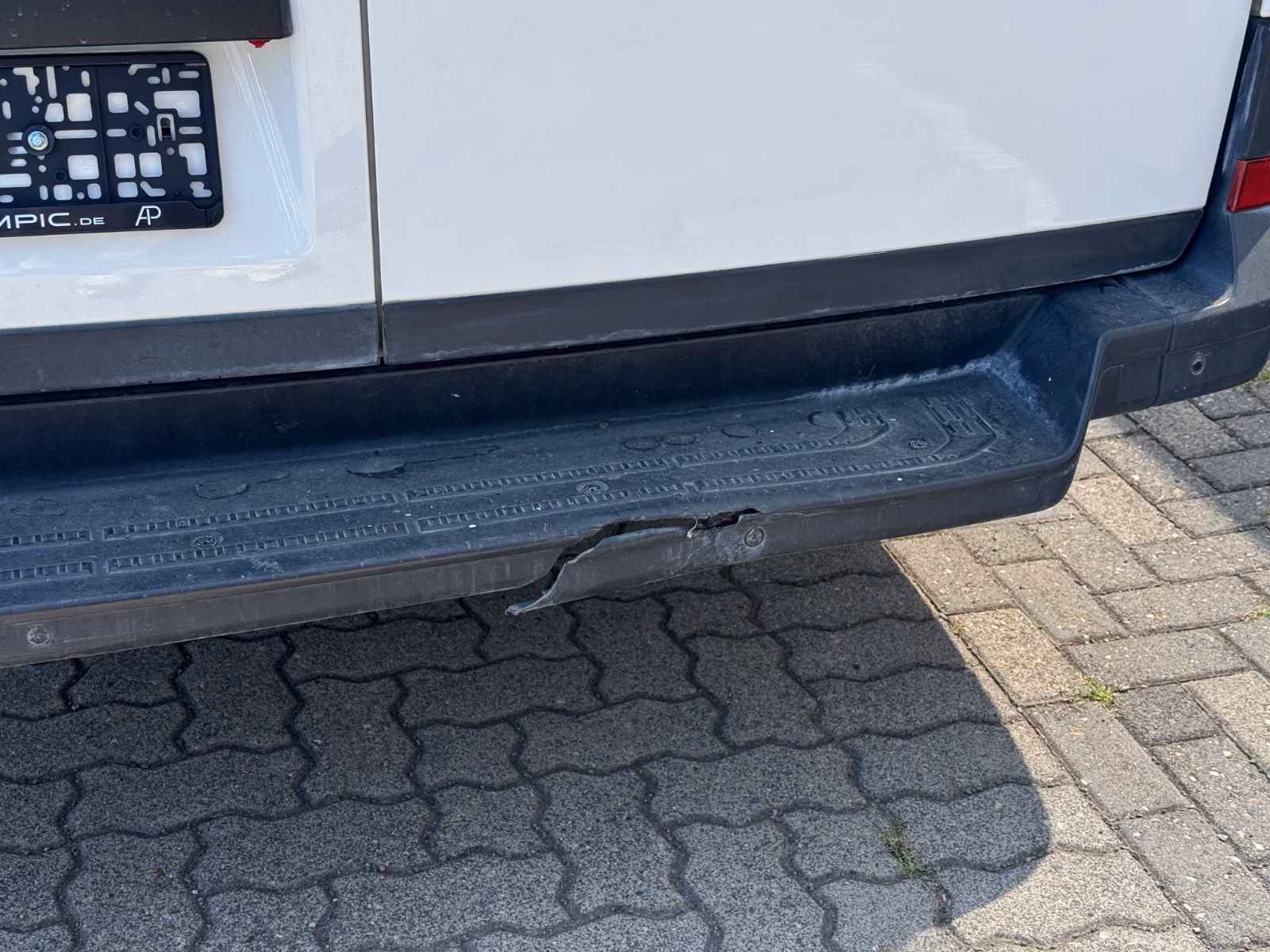 Volkswagen Crafter Kasten 35 mittellang Hoch REGAL KOMPRESS, миниатюра 18