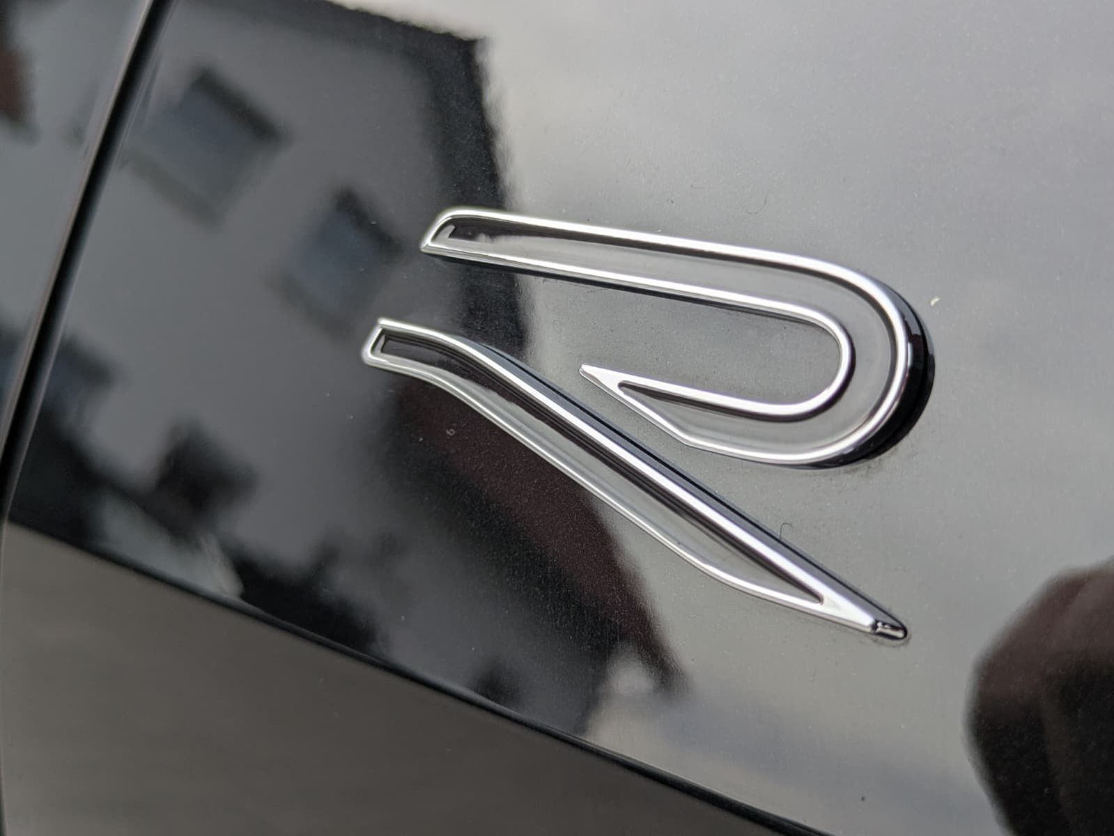 Fahrzeugabbildung Volkswagen Tayron 2.0 TDI 4M R-Line 7Si*MATRIX*AHK*PANO*HUD