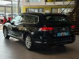 Volkswagen Comfortline Massage*Business*SHZ*RFK*ACC - VW Passat Variant in Bielefeld