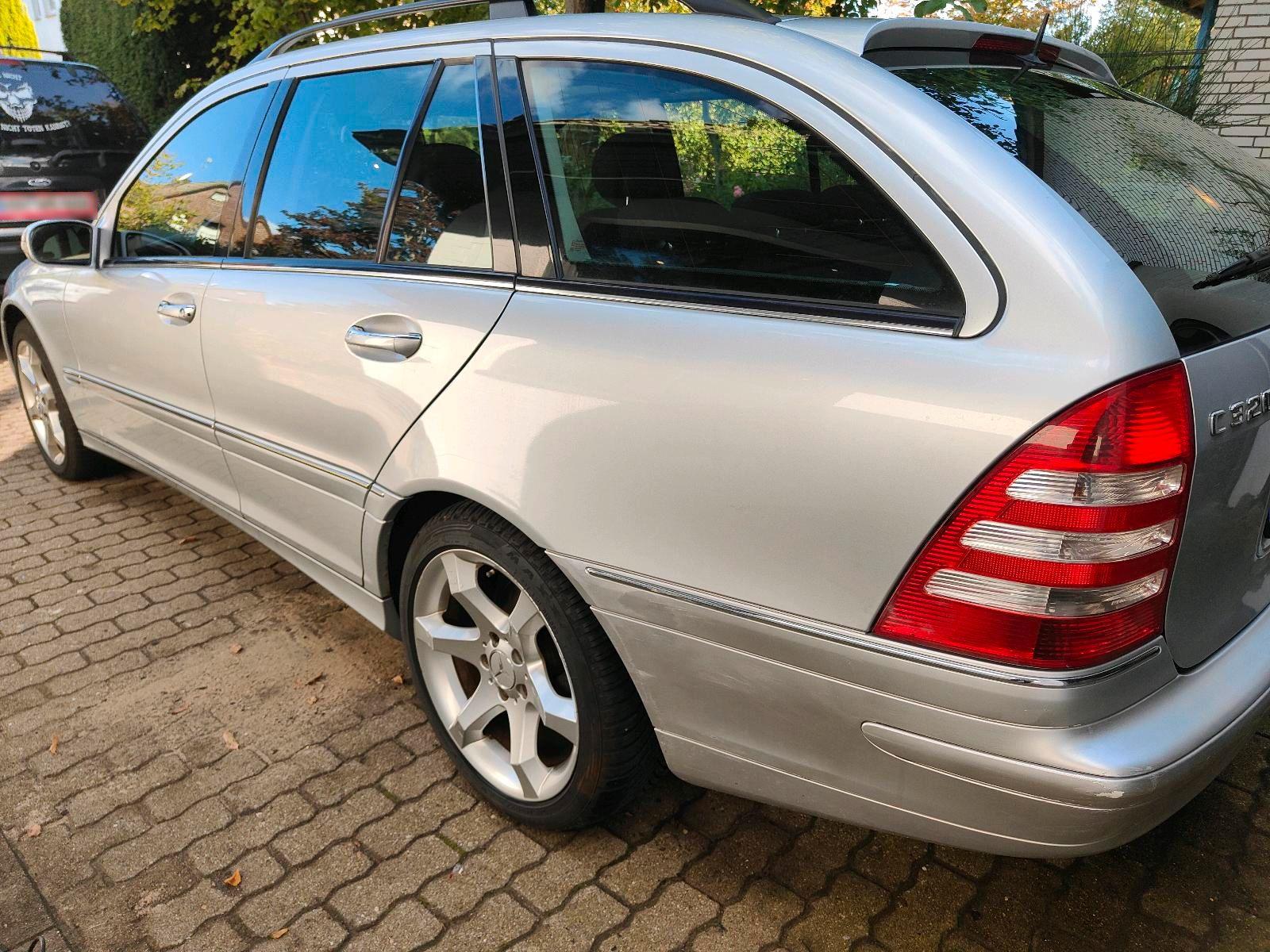 Mercedes-Benz C320 2005 — photo 5