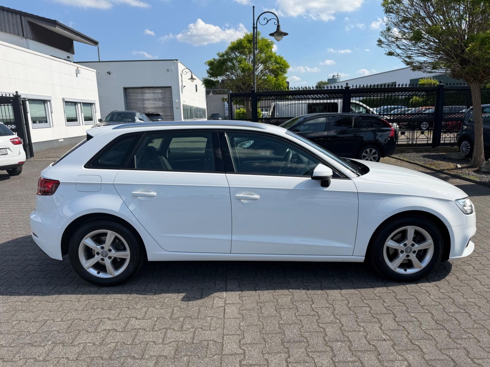 Audi A3 Sportback basis
