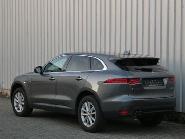 Jaguar F-Pace - 6