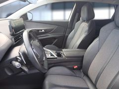 3008 Hybrid 225 Allure Pack 3008 Hybrid 225 Allure Pack