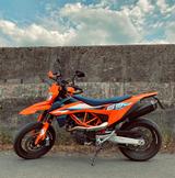 KTM 690 SMC R - KTM SM R