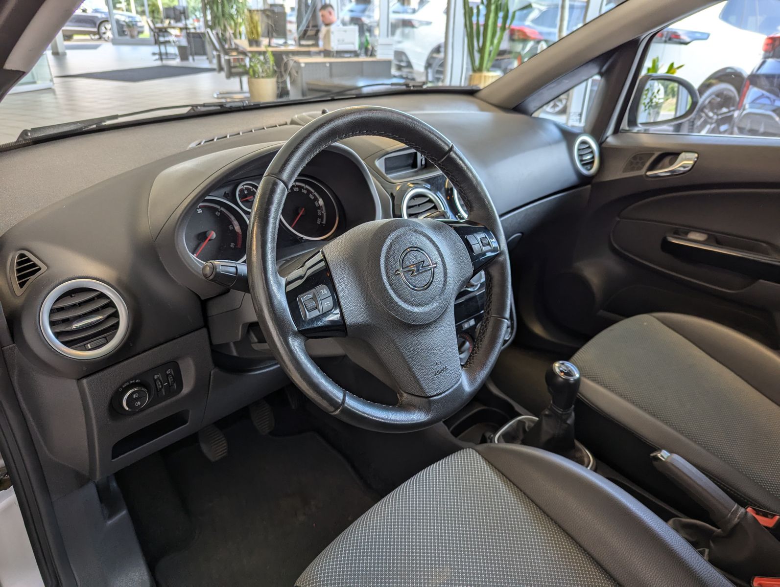 OPEL Corsa CDTI Innovation Kuplung defekt TÜV 07.2027 - Image 17