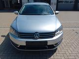 Volkswagen Passat Variant 1.4 TSI,AHK ,SZH,ALU,SERV/TÜVNEU - Volkswagen Passat aus 2012