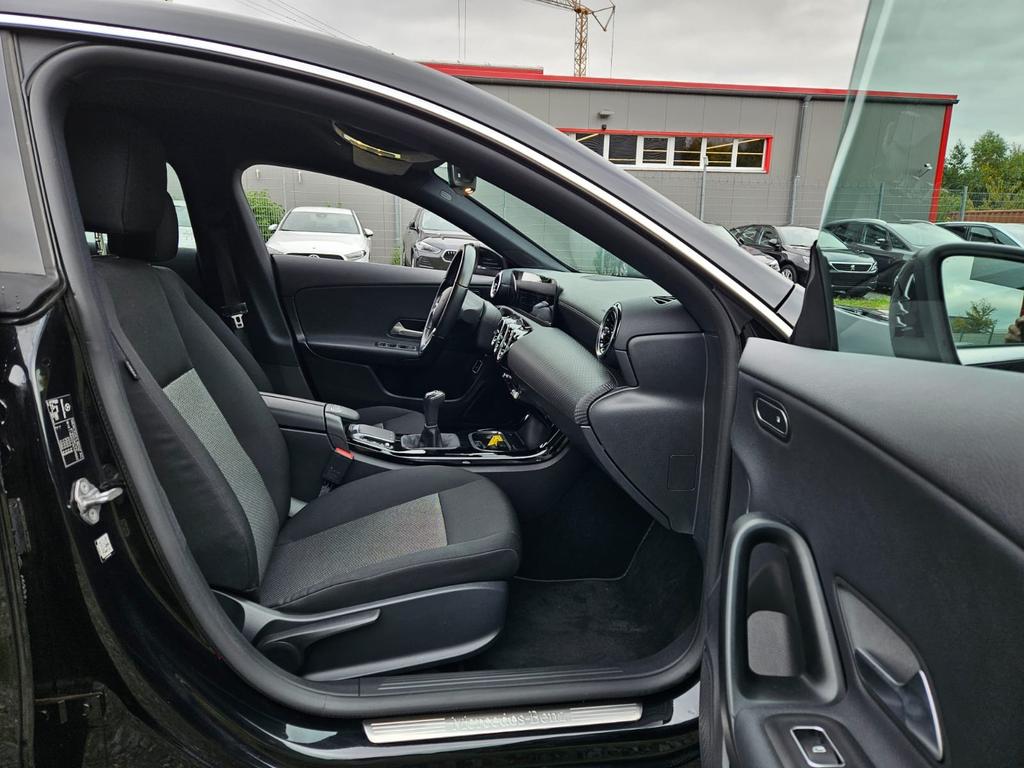 Mercedes-Benz CLA 180 Shooting Brake