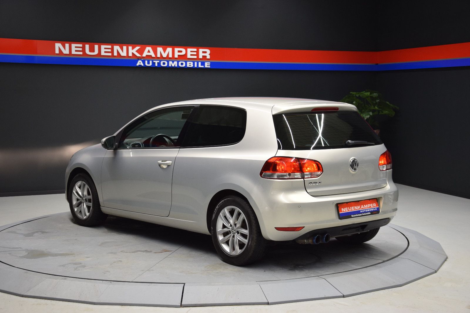 Fahrzeugabbildung Volkswagen Golf VI Comfortline PDC AHK