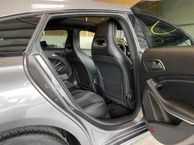 Mercedes-Benz CLA 200 Shooting Brake *KAM*NAVI*LED*PDC*PANO*