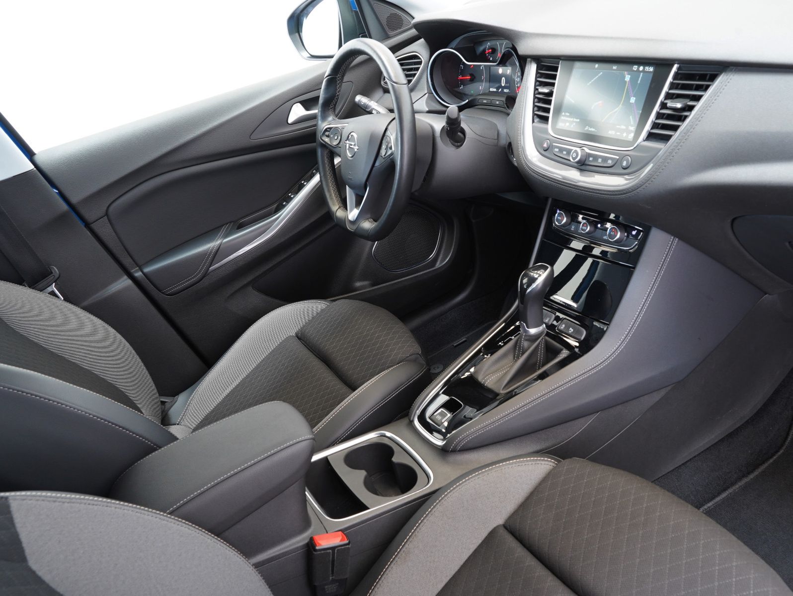 Fahrzeugabbildung Opel Grandland (X) 1.2 Turbo Elegance