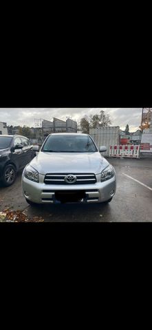 Toyota Rav4 Diesel TÜV Neu!!!