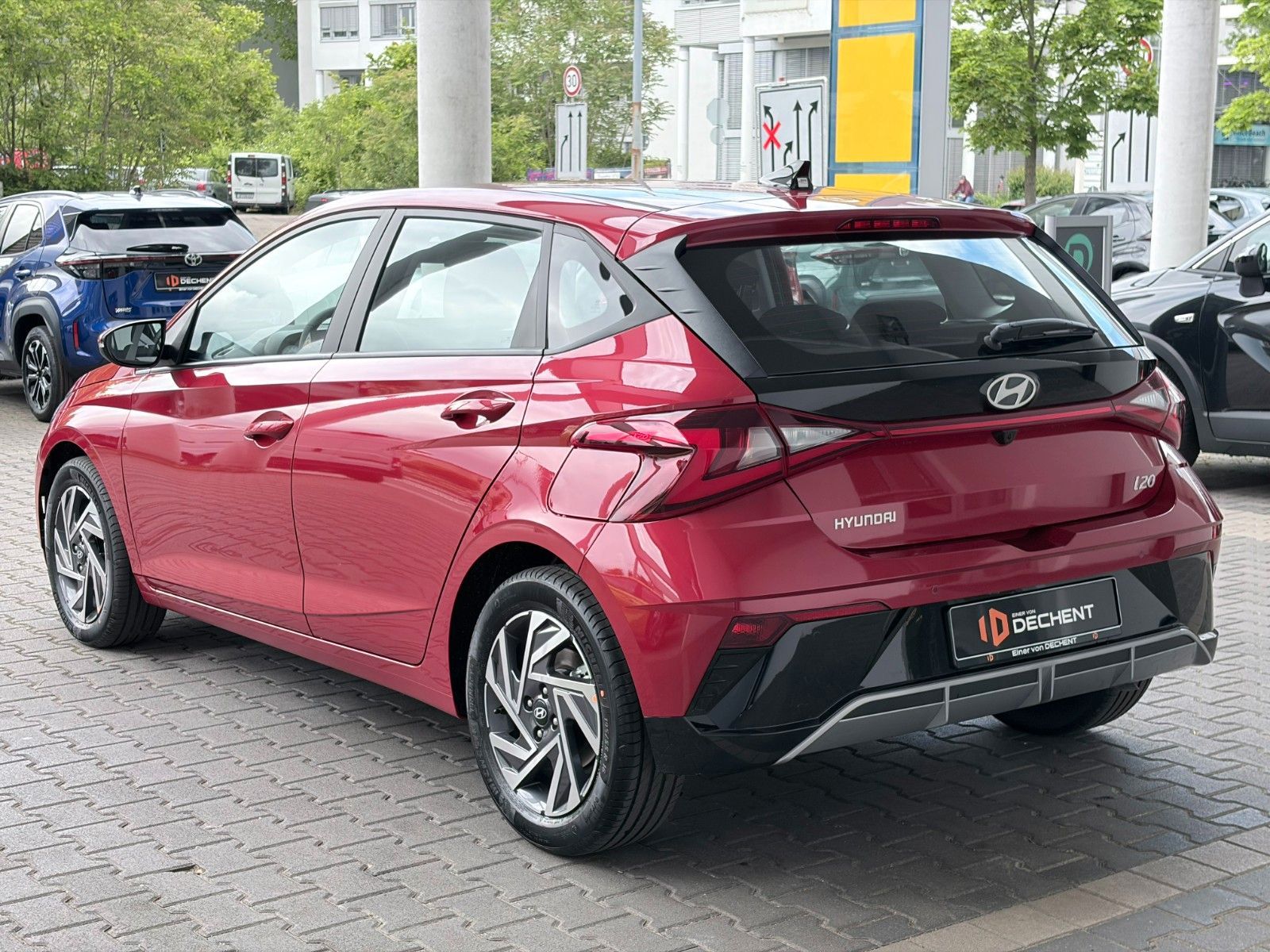 Fahrzeugabbildung Hyundai i20 1.0 T-GDI Blackline LED,Navi,SHZ,SoundSys