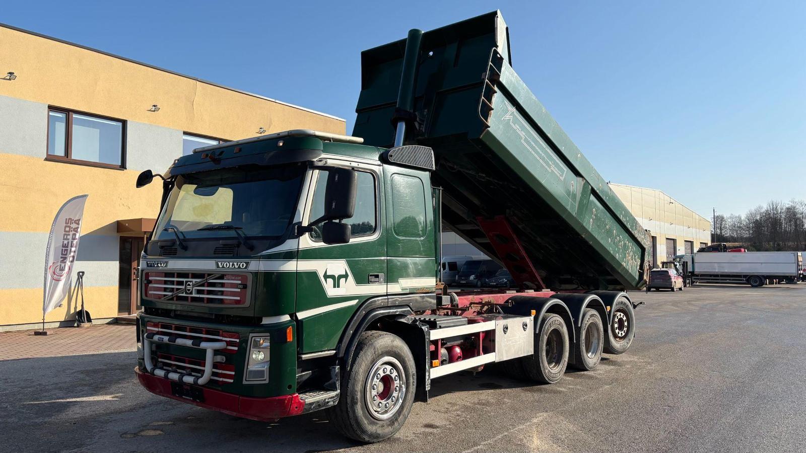 Volvo FM12 8x4*4 EURO3 + PTO + STEEL