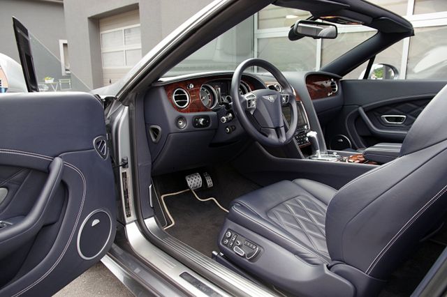 Bentley Continental GTC W12 Speed*U-Frei,2.Hand,Scheckh.