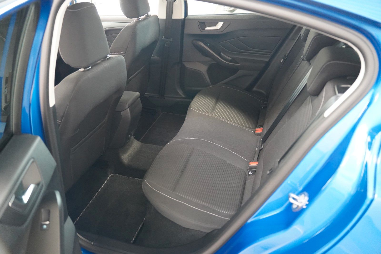 Fahrzeugabbildung Ford Focus Active X*PANO*ACC*RFK*WINTER-P.*ALLWETTER