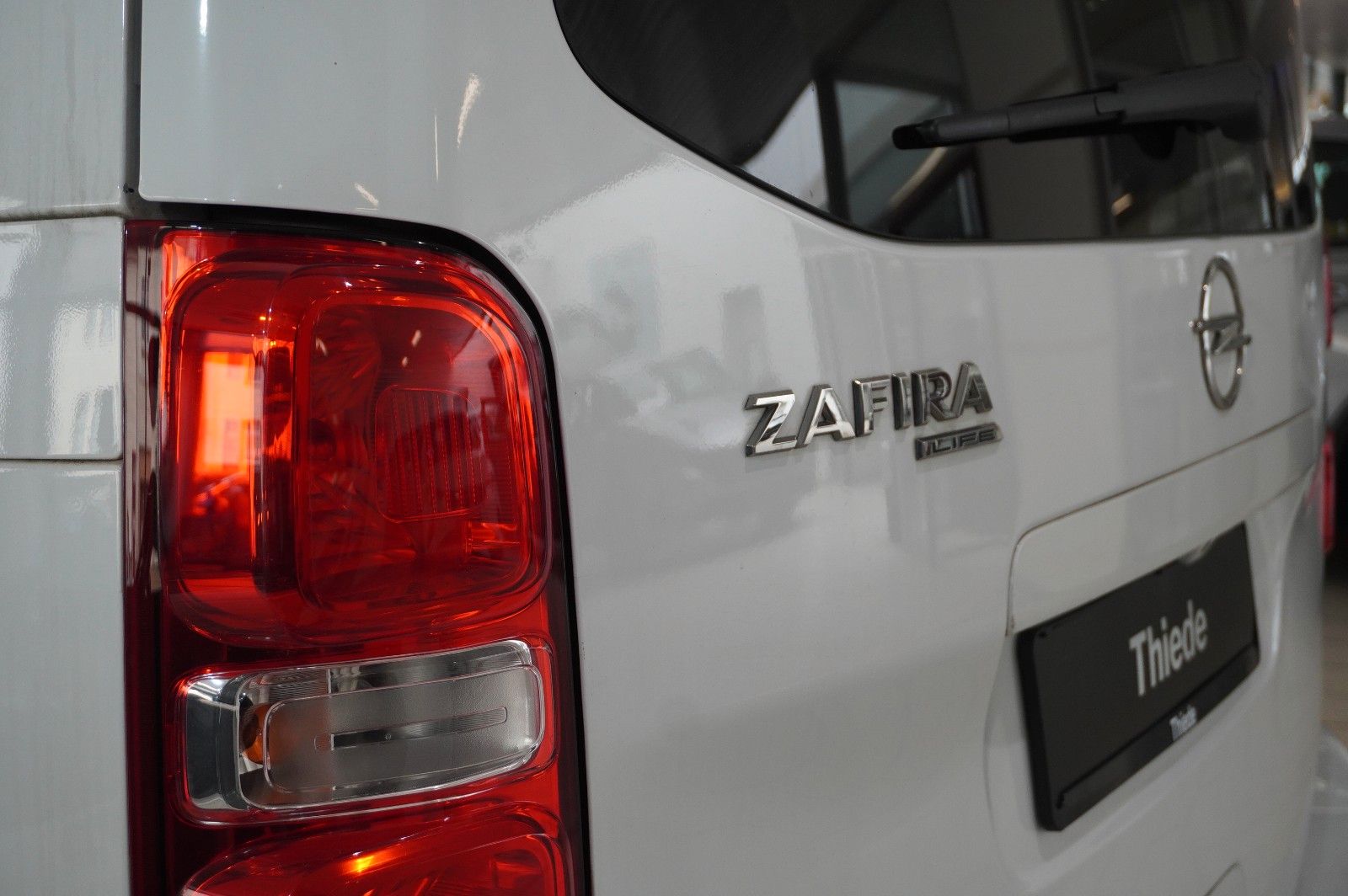 Fahrzeugabbildung Opel Zafira Life Tourer 2.0D "M" NAVI/LED/KAMERA/SHZ