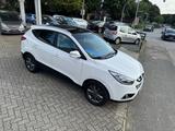 Hyundai ix35 Style 2,0 AUTOMATIK""KAMERA""NAVI"PANORAMA" - Hyundai ix35 mit Benzin-Antrieb