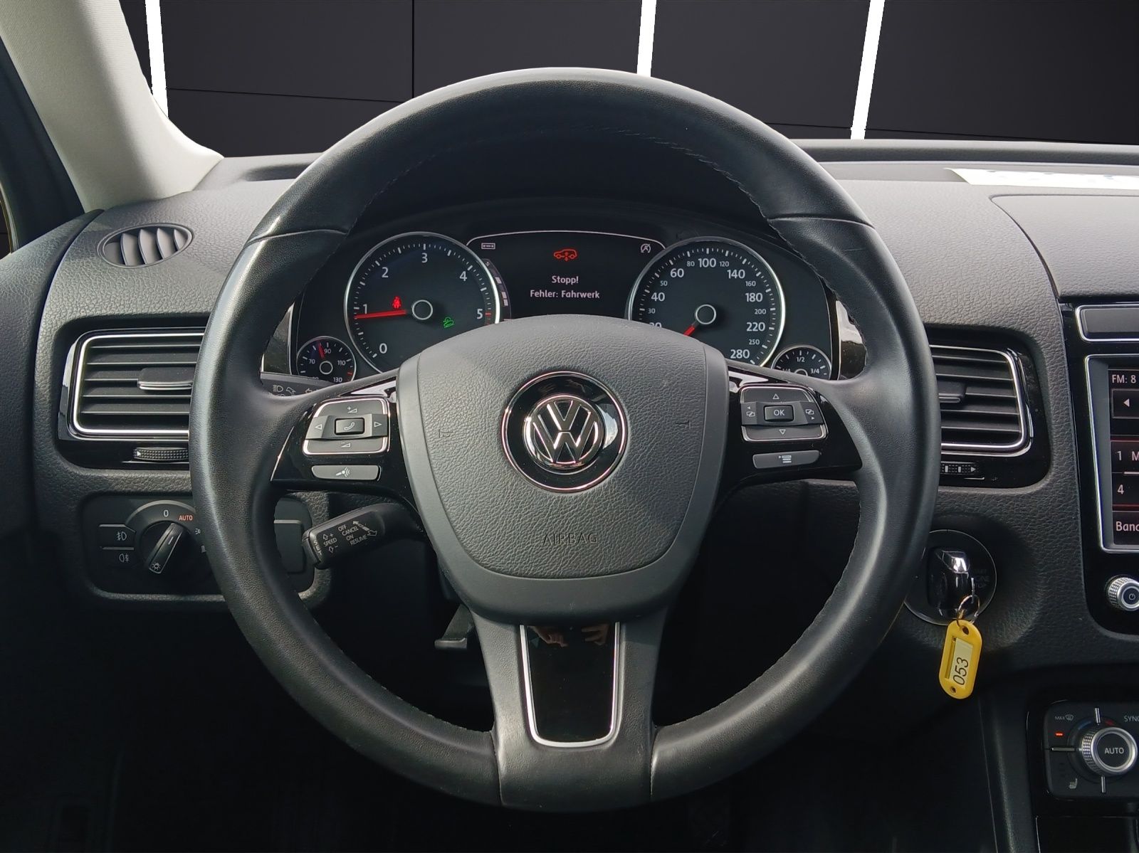 Fahrzeugabbildung Volkswagen Touareg TDI R-Line Terrain Tech 4M Xenon Navi AH