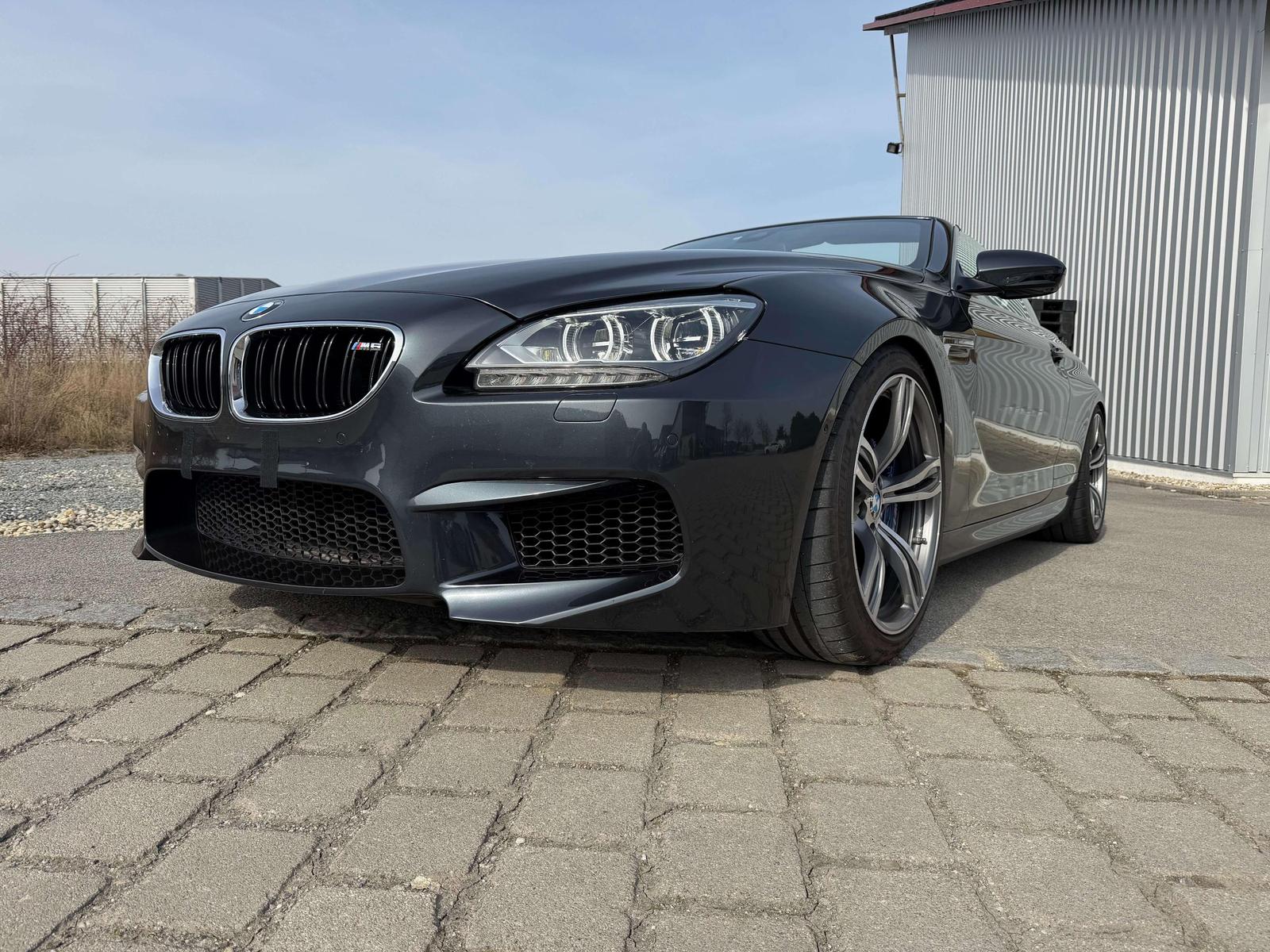 BMW M6 INDIVIDUAL*wenig KM*BMW Scheckheft*Akrapovic*