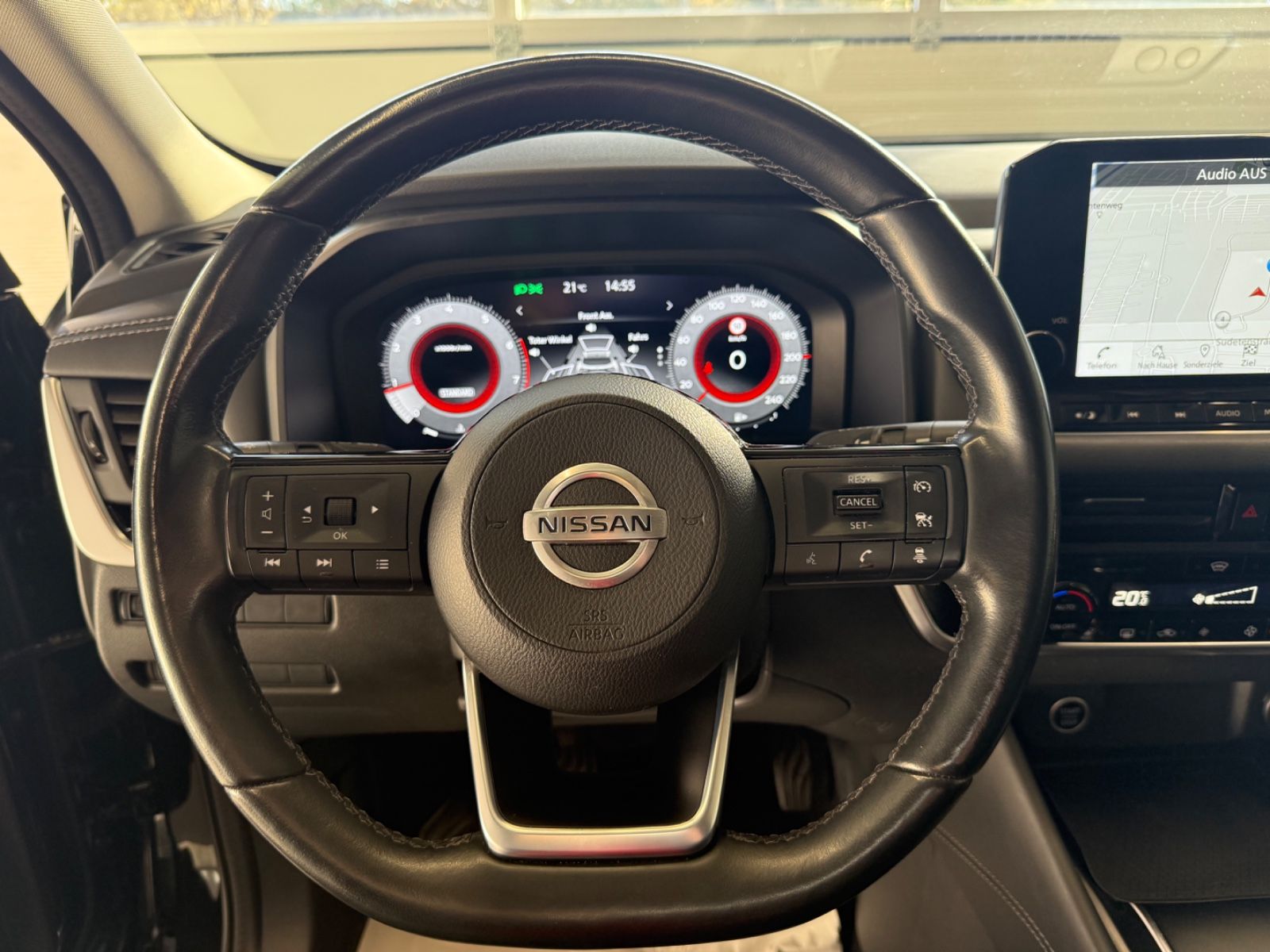 Fahrzeugabbildung Nissan Qashqai N-Connecta 360° Kamera, Navi, WP
