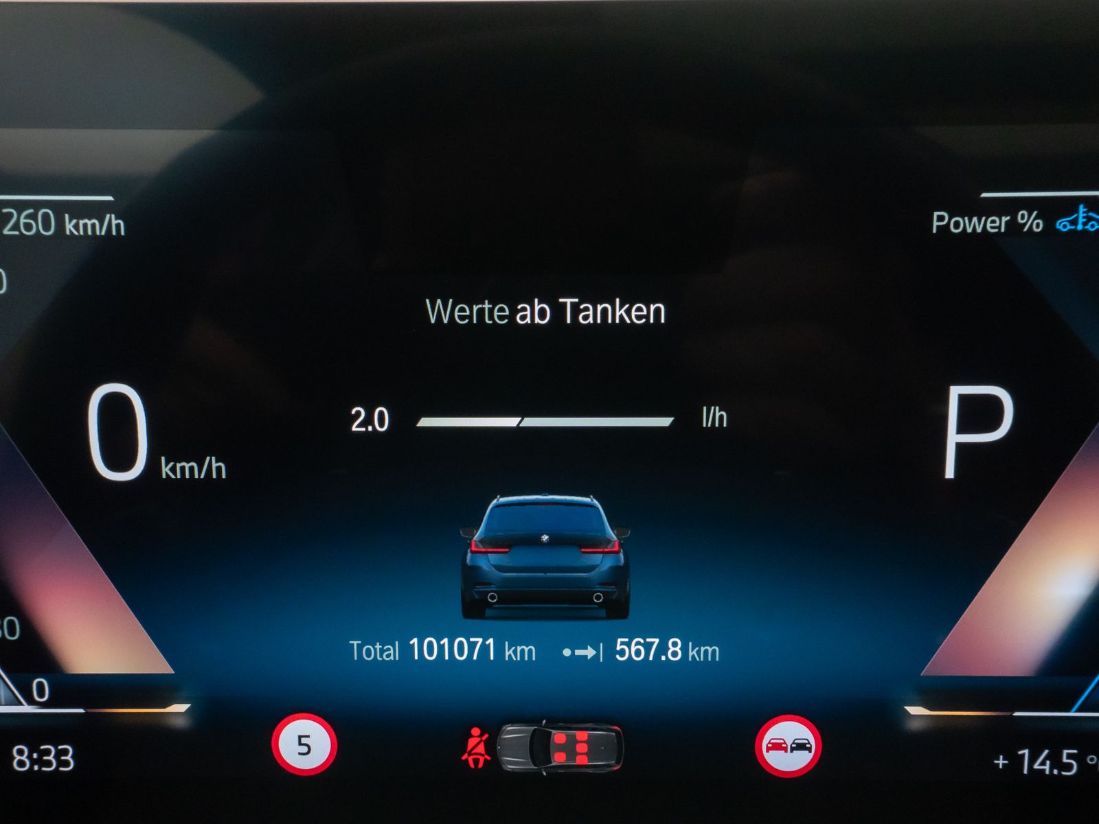 Fahrzeugabbildung BMW 320d xD  Panorama HUD DAB AHK Alarm PDC Sport