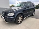 Mercedes-Benz ML 320 - Mercedes-Benz aus 2000: Geländewagen
