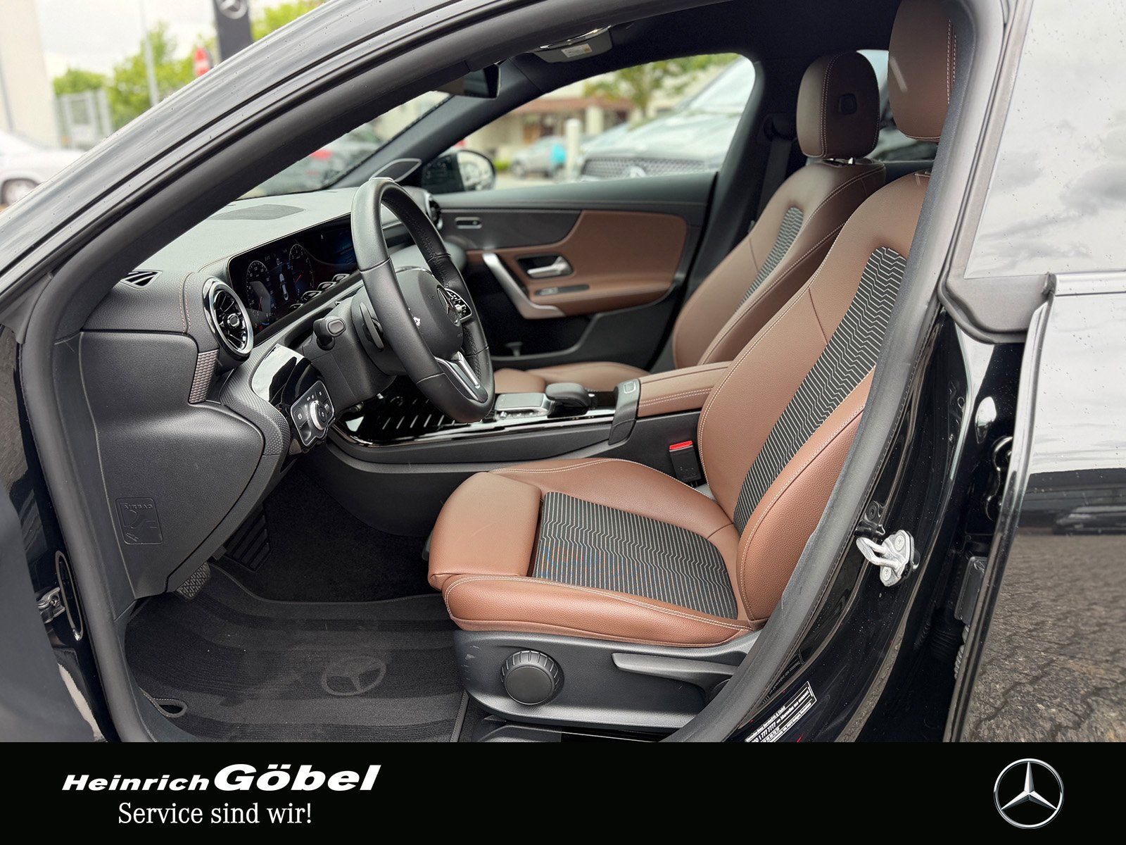 Fahrzeugabbildung Mercedes-Benz CLA 180 Progressive (EURO 6d)