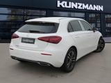 Mercedes-Benz A 180 Kompaktlimousine Progressive Distronic AHK - Mercedes-Benz A 180 aus 2025