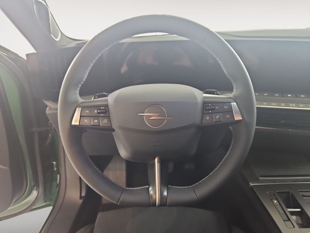 Fahrzeugabbildung Opel Astra Sports Tourer Electric Ultimate (L)