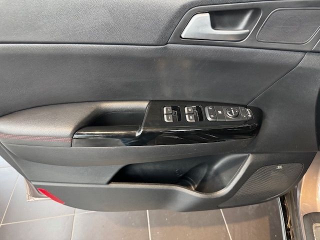 Fahrzeugabbildung Kia Sportage GT-Line AWD JBL AHK 360° ACC