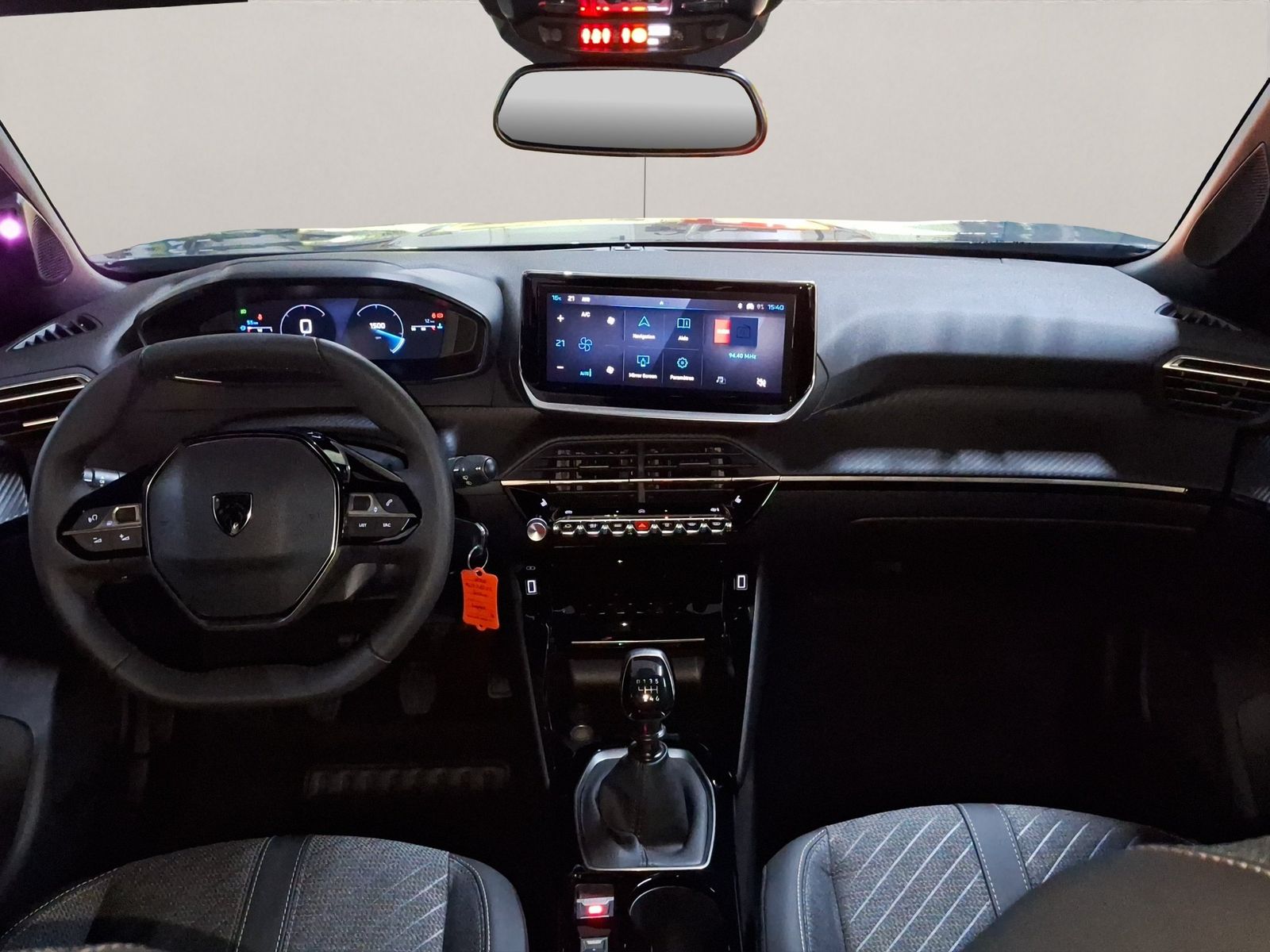 Peugeot 2008 - Bild 13