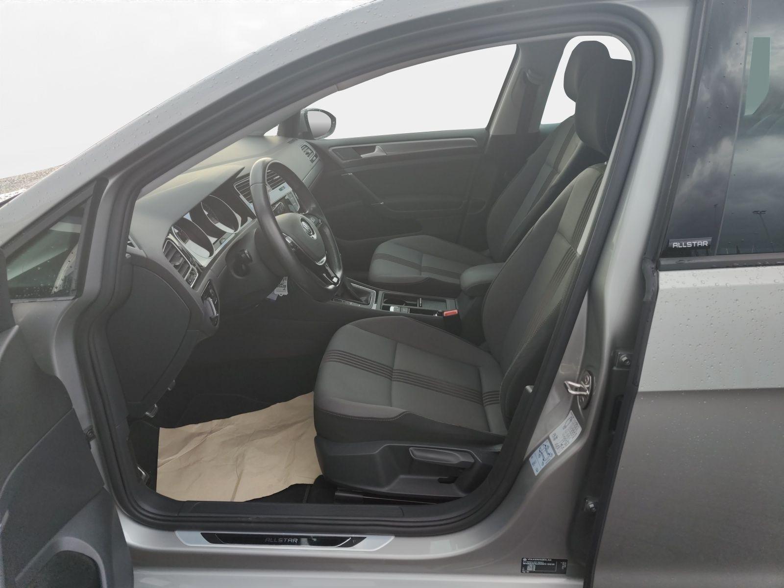 Volkswagen Golf VII 1.2 TSI Allstar