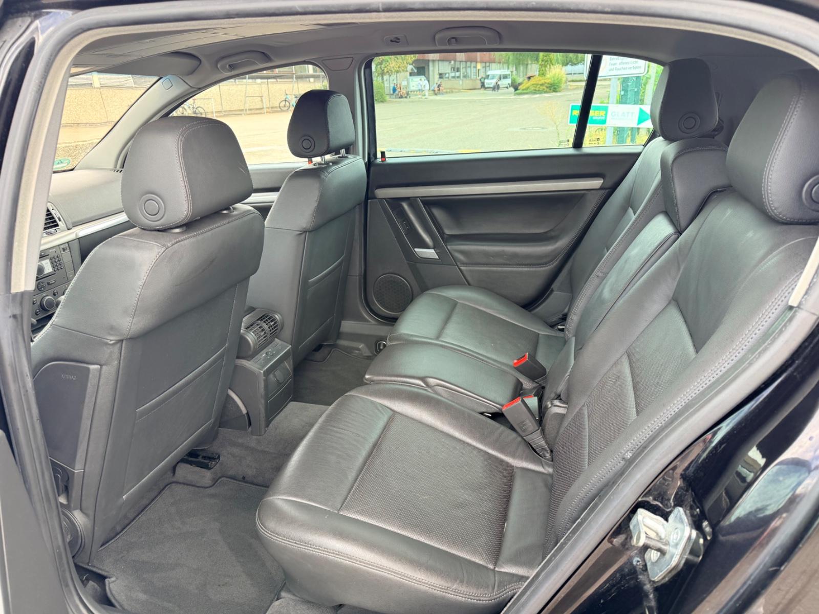 Opel Signum 2006 — photo 18