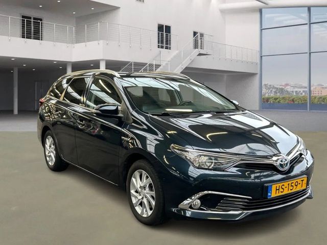 Toyota Auris Touring Sports 1.8 Hybrid Executive