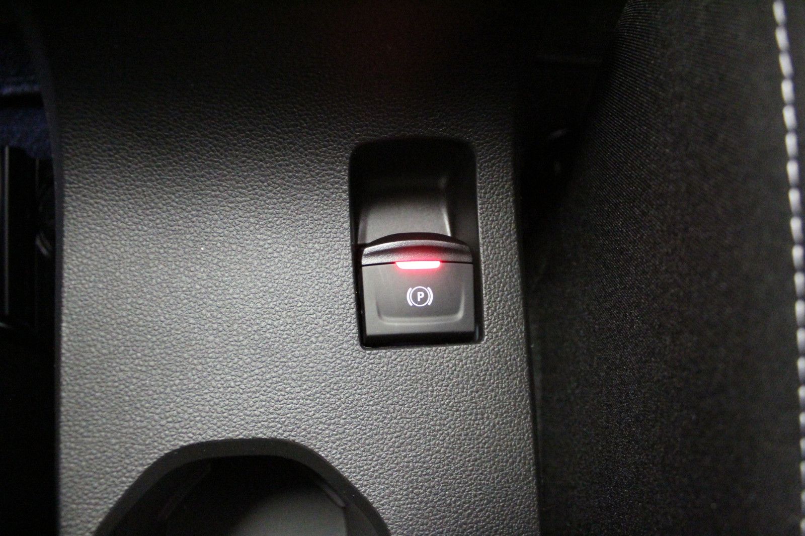 Fahrzeugabbildung Dacia Sandero Journey+ ECO-G 100 *Navi*Sitzheizung*