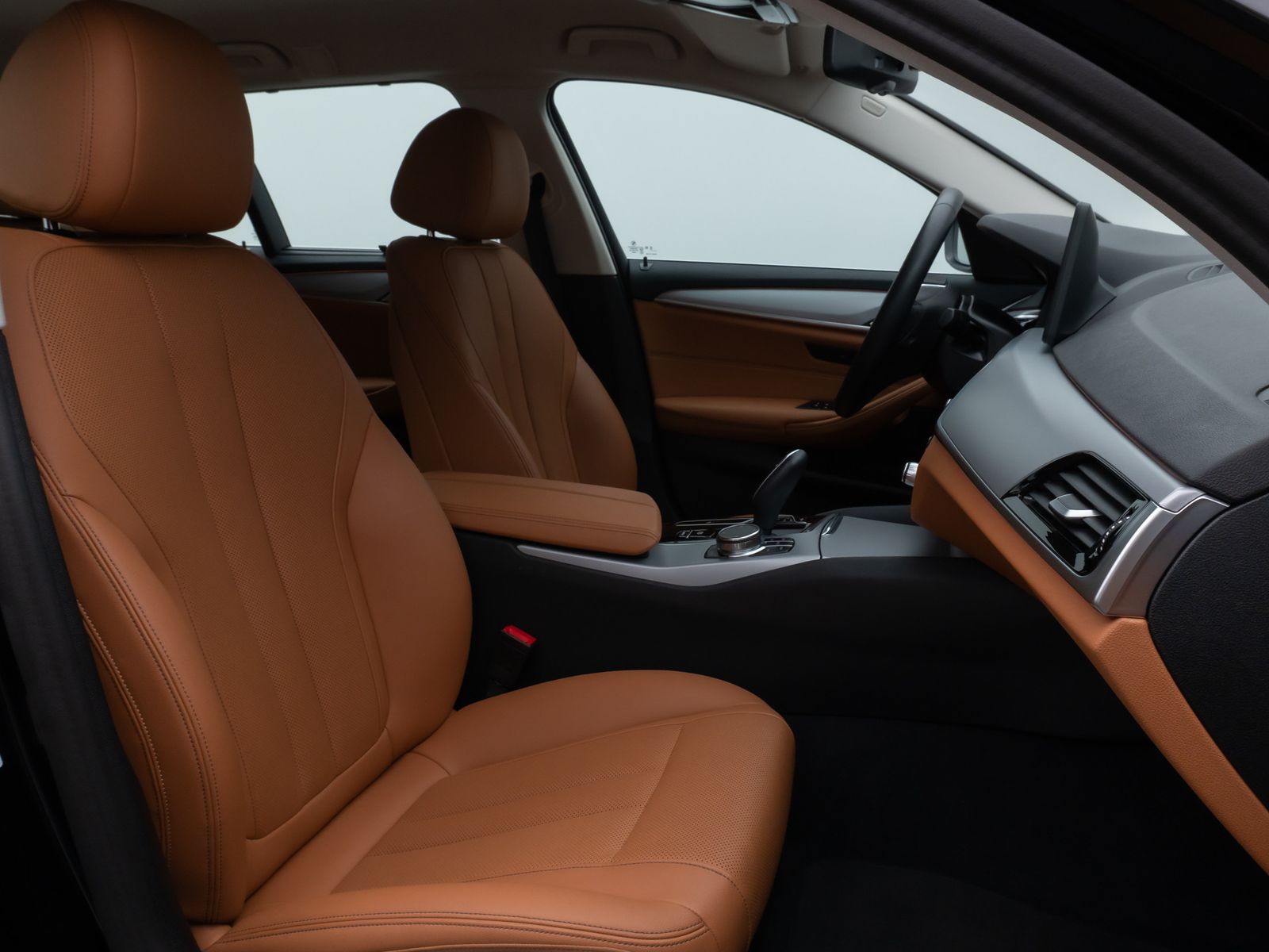 Fahrzeugabbildung BMW 540i xD Laser HUD DAB HiFi AHK Komfort Alarm